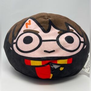 HARRY POTTER: Wizarding World Cloud Travel Pillow, Lil Potter